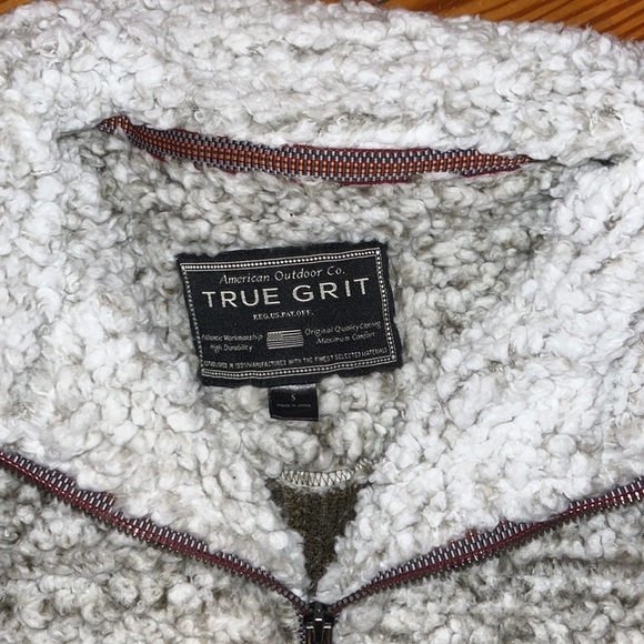 True grit pullover - Picture 2 of 3